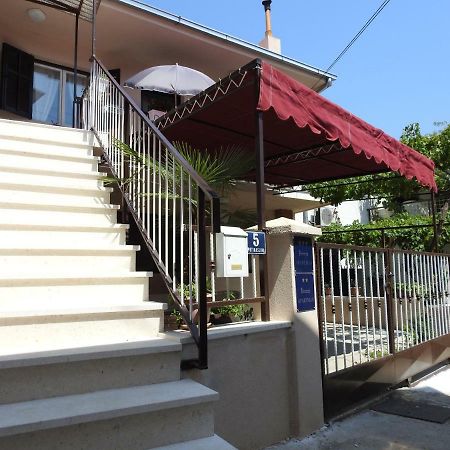 Apartment Antonela Slatine Exterior foto
