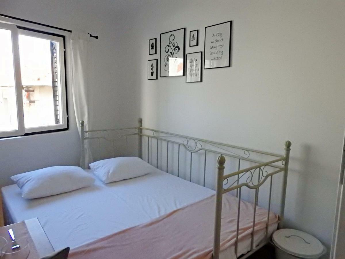 Apartment Antonela Slatine Exterior foto